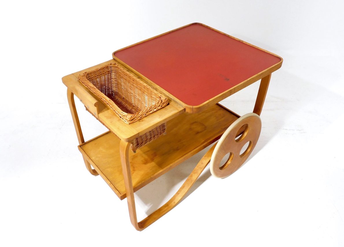 Alvar Aalto Teewagen rot15