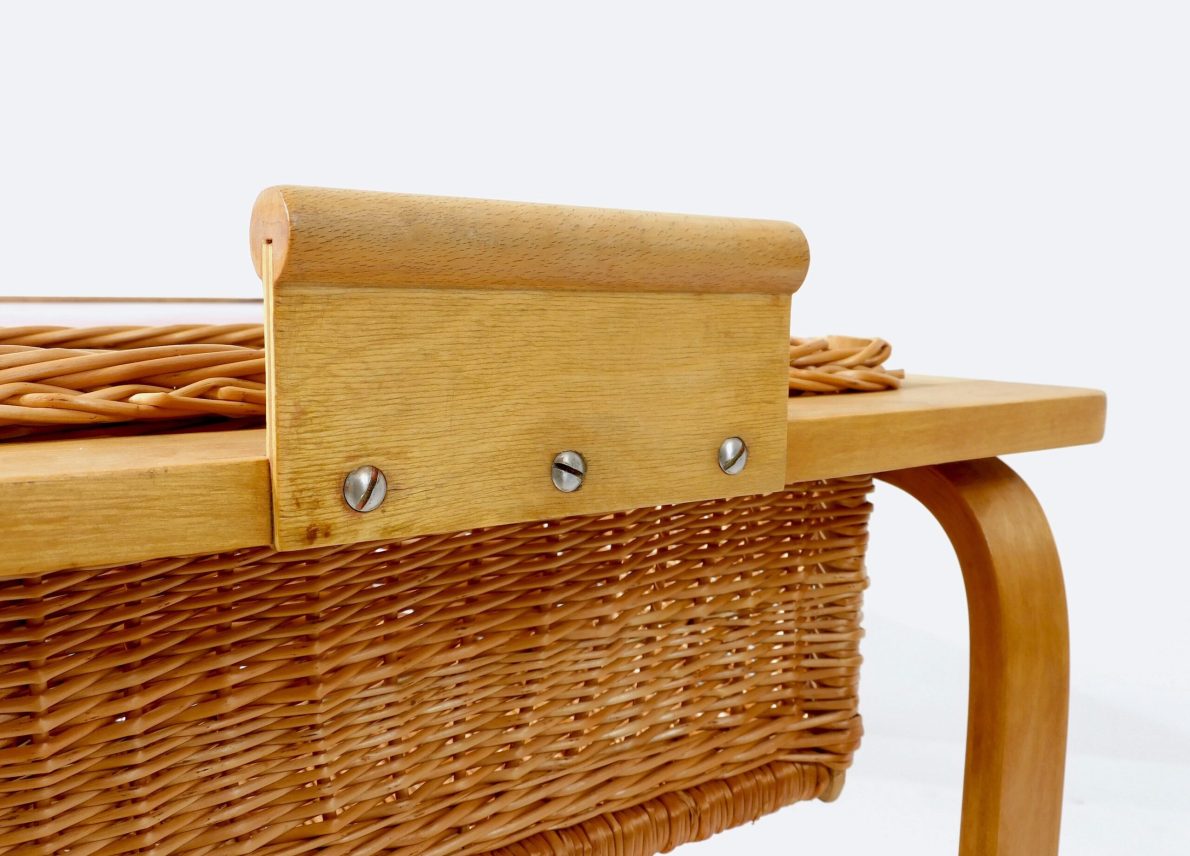 Alvar Aalto Teewagen rot6