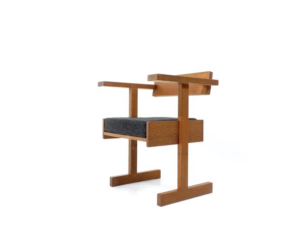 Armlehnstuhl_Armchair_George_Sneed25