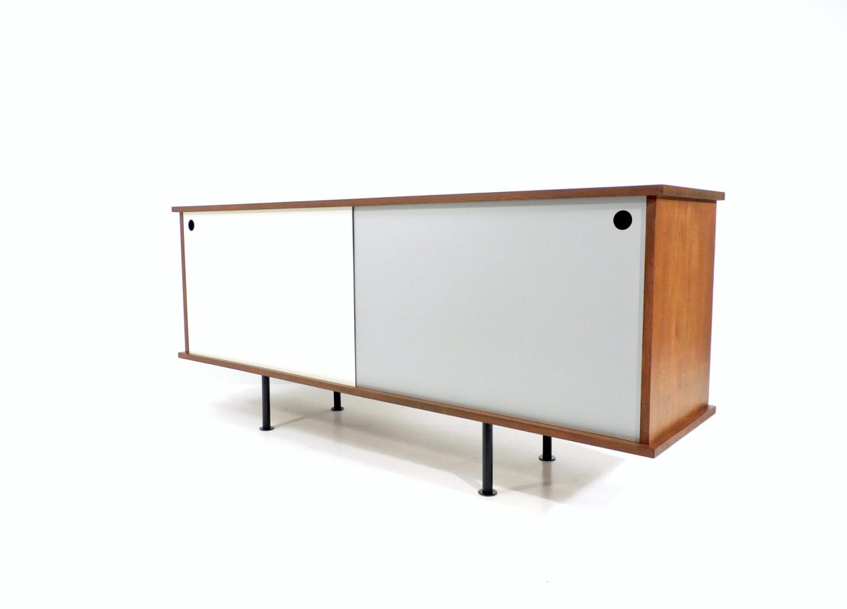 MAX_Schiebentuerensideboard_Typ1_14
