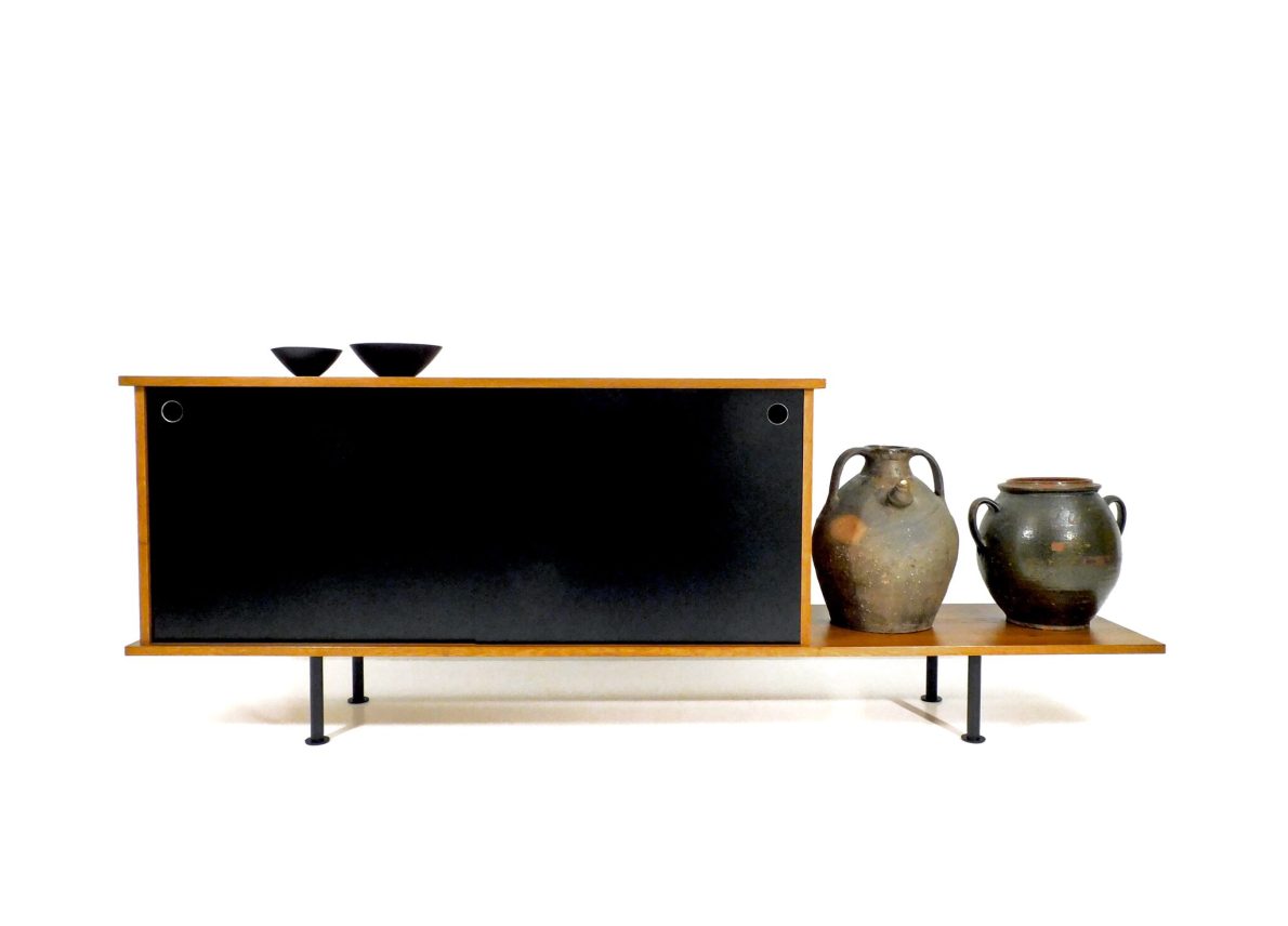 MAX_Schiebentuerensideboard_Typ2_46