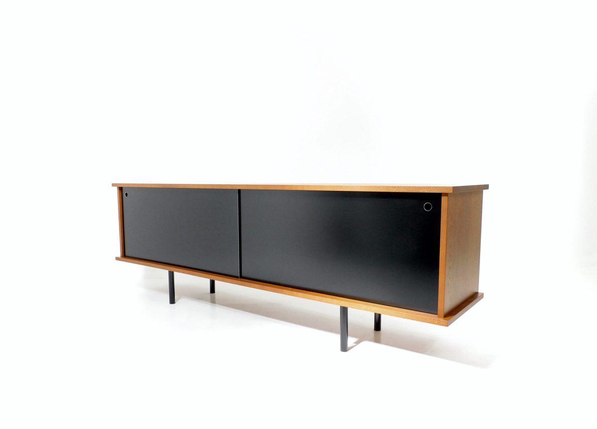 MAX_Schiebentuerensideboard_Typ6_4