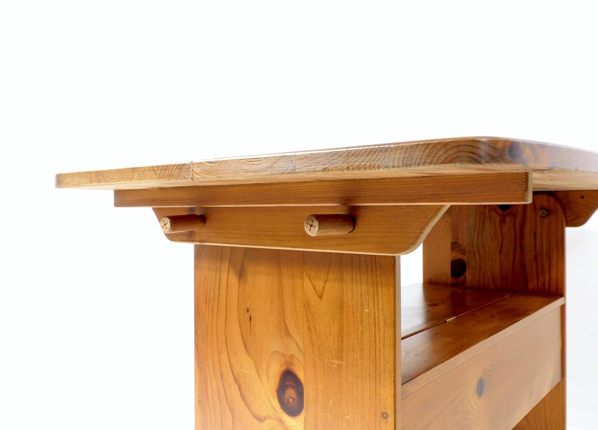 Massiver_Laerchenholztisch_1960_Vintage_Table_Scandiavia_15