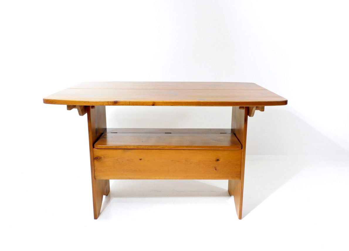 Massiver_Laerchenholztisch_1960_Vintage_Table_Scandiavia_9