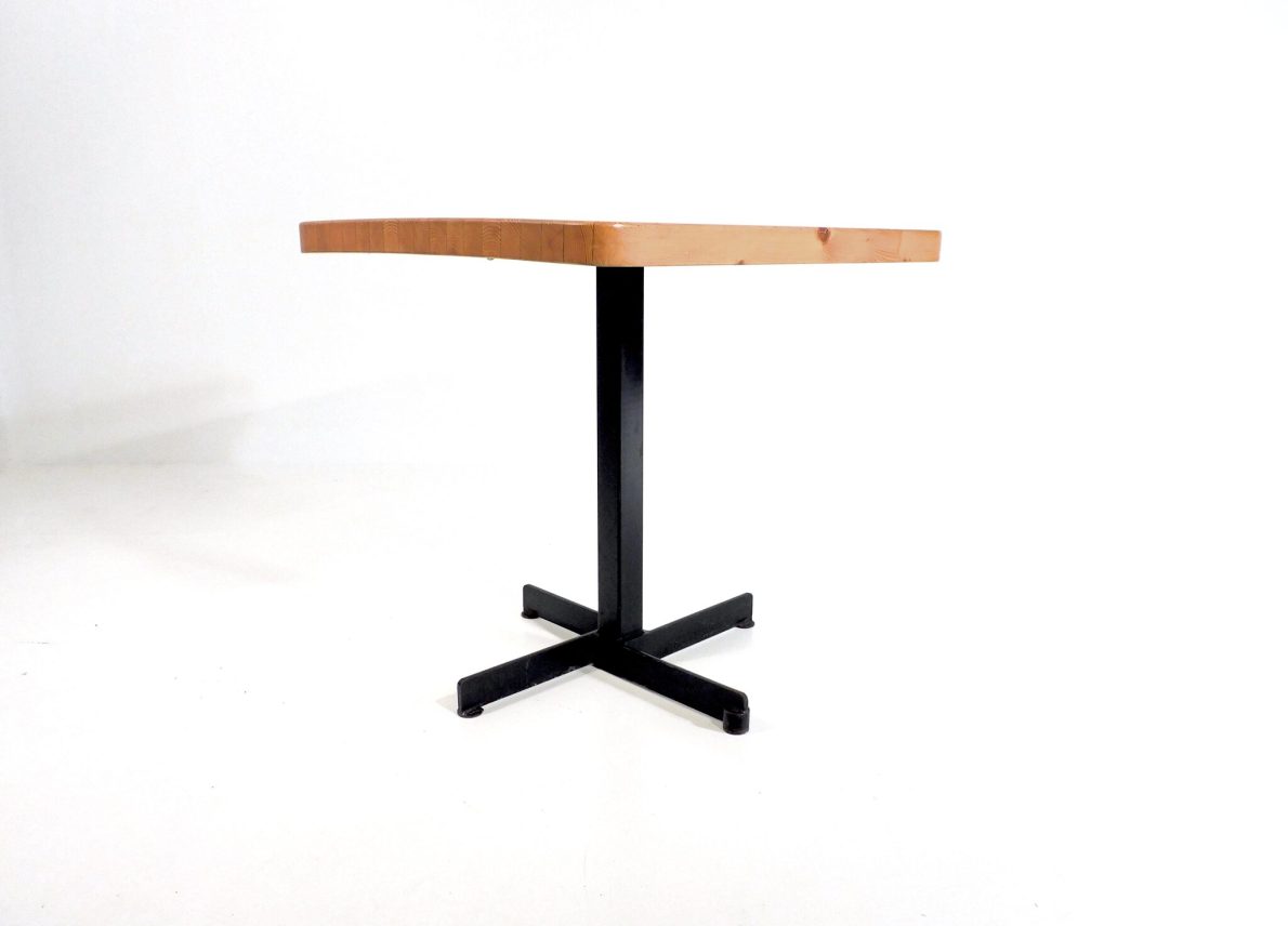 Tisch_Les_Arcs_Charlotte_Perriand_table_French_Design_12