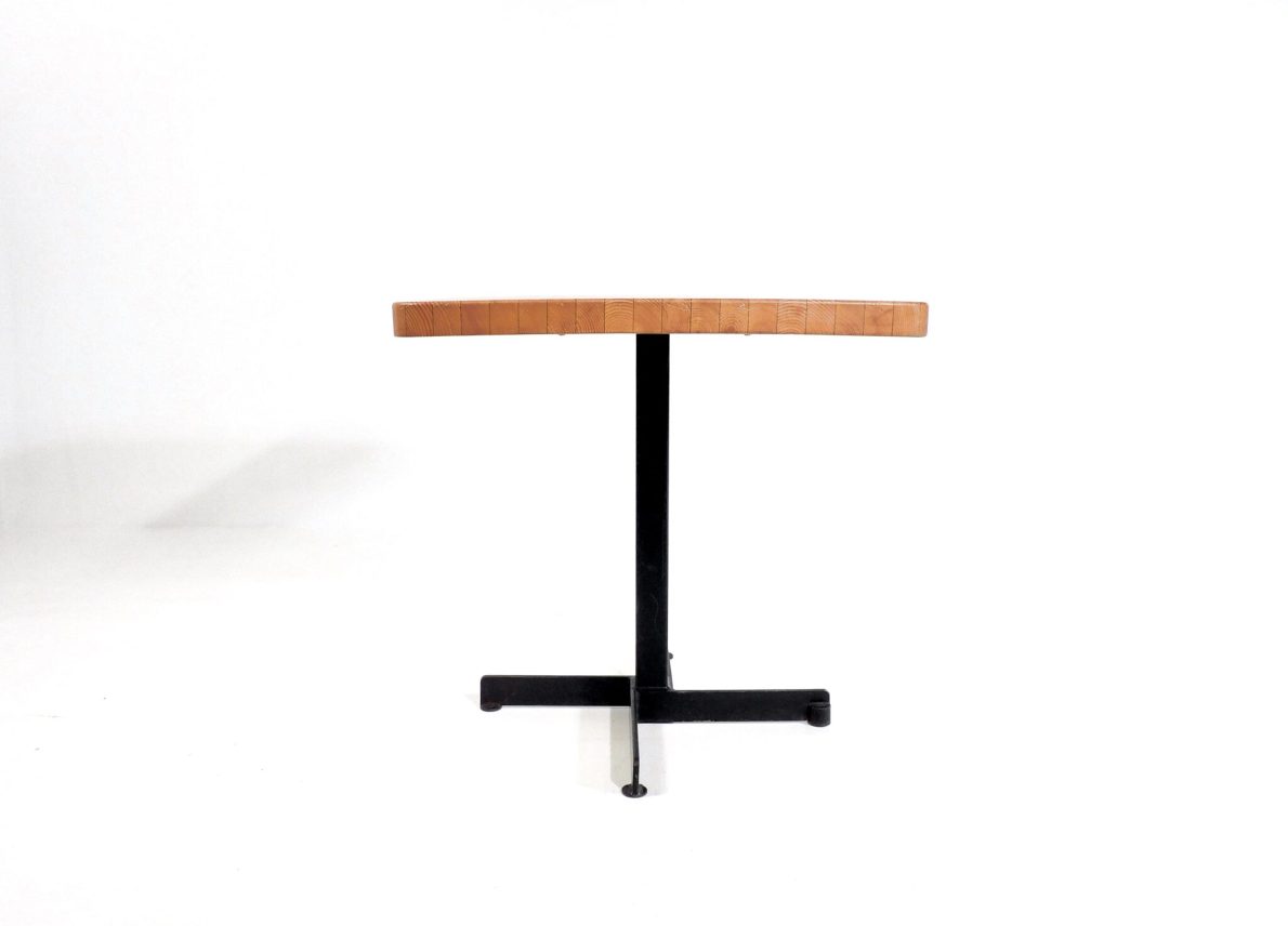 Tisch_Les_Arcs_Charlotte_Perriand_table_French_Design_3