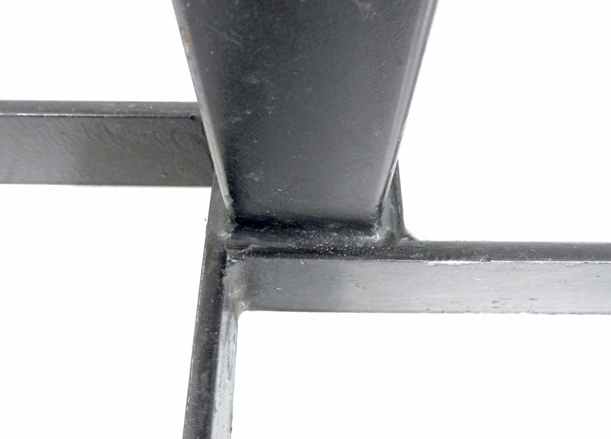 Tisch_Les_Arcs_Charlotte_Perriand_table_French_Design_8