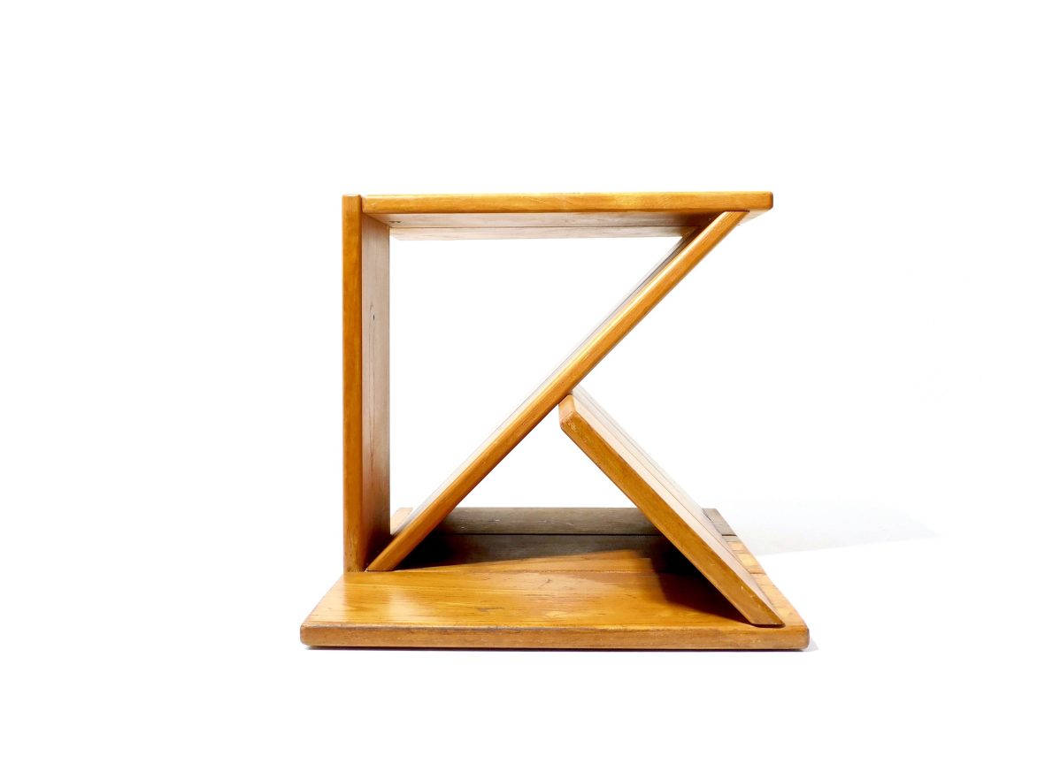 Zeitschriftensammler, Hocker, Alain Ladroit11