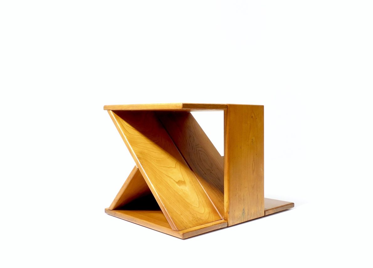 Zeitschriftensammler, Hocker, Alain Ladroit4