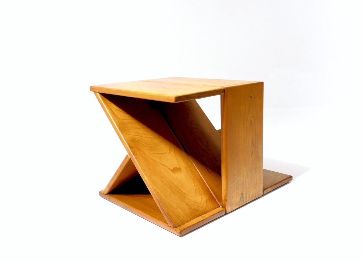 Zeitschriftensammler, Hocker, Alain Ladroit5